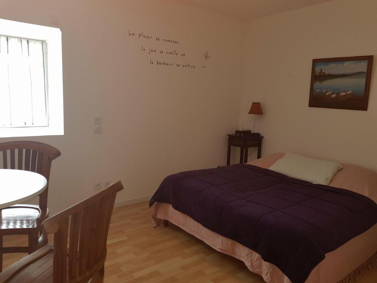 chez val et fred 85 Panzió Les Essarts  Kültér fotó
