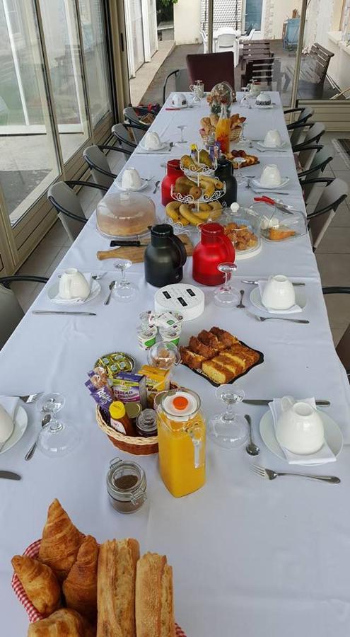 chez val et fred 85 Panzió Les Essarts  Kültér fotó